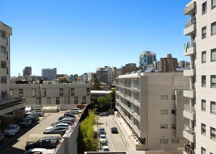 아파트 My Is Yours *